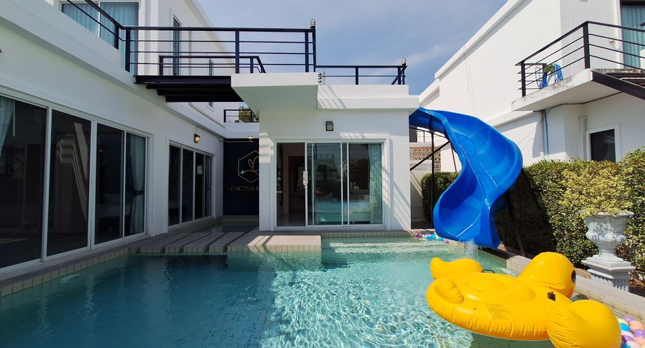For rent 3 bedrooms villa in Hua Hin, Prachuap Khiri Khan