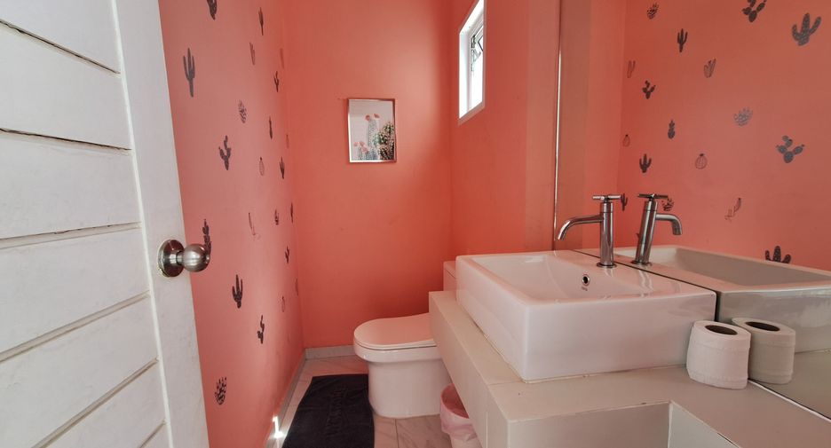 For rent 3 bedrooms villa in Hua Hin, Prachuap Khiri Khan