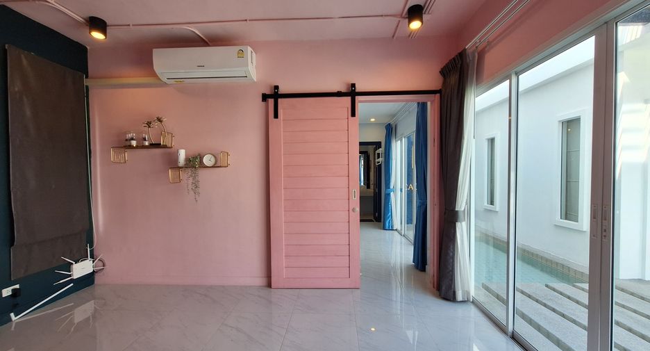 For rent 3 bedrooms villa in Hua Hin, Prachuap Khiri Khan