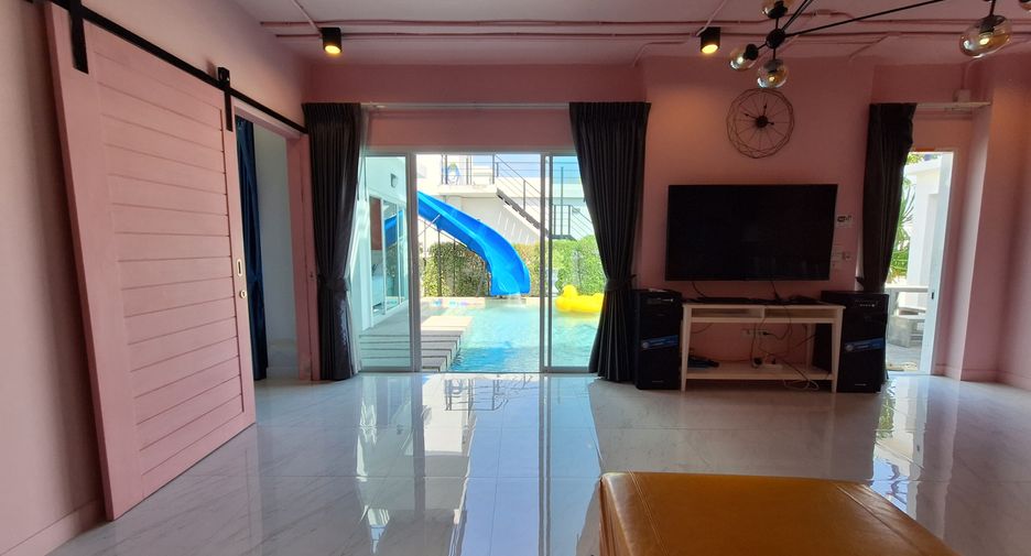 For rent 3 bedrooms villa in Hua Hin, Prachuap Khiri Khan