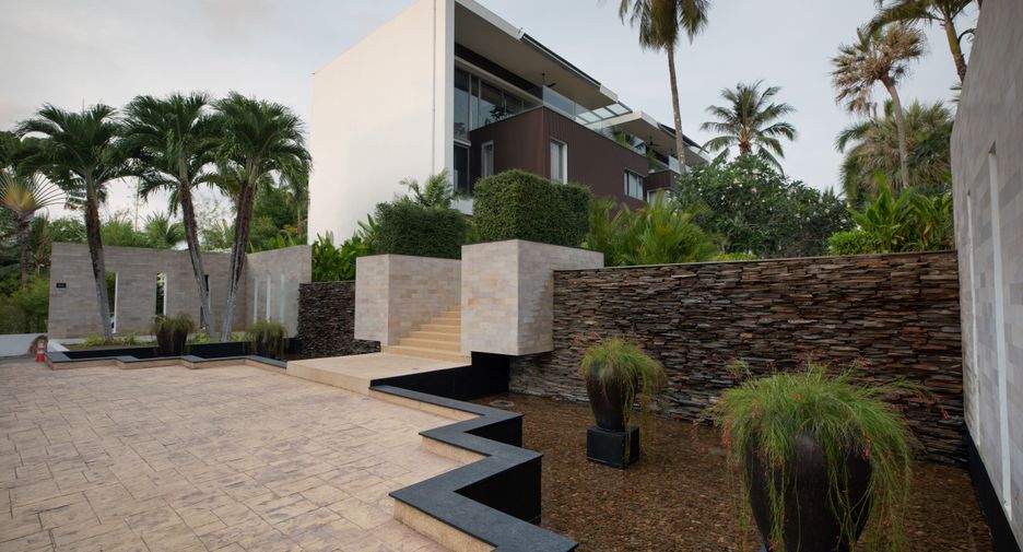 For sale 4 bedrooms condo in Thalang, Phuket