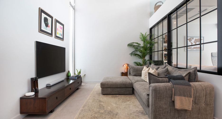 For sale 4 ベッドルーム condo in Thalang, Phuket
