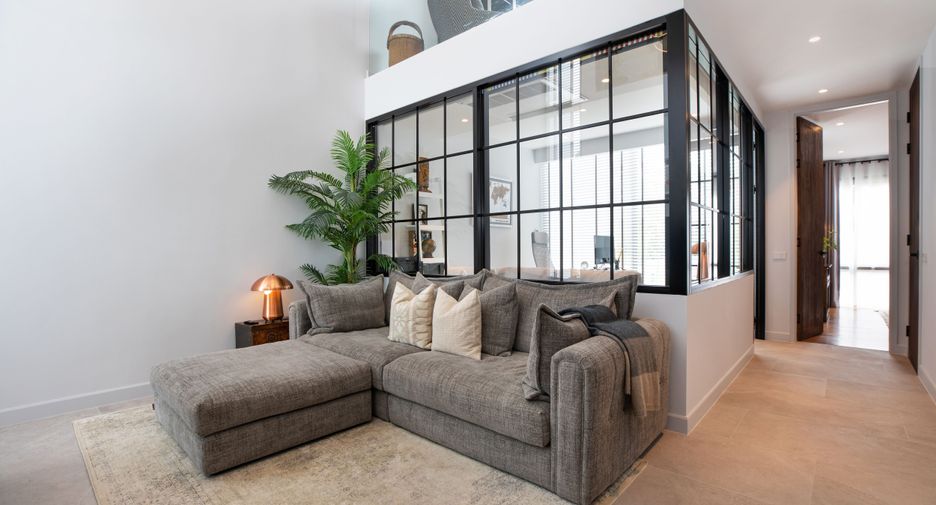 For sale 4 bedrooms condo in Thalang, Phuket
