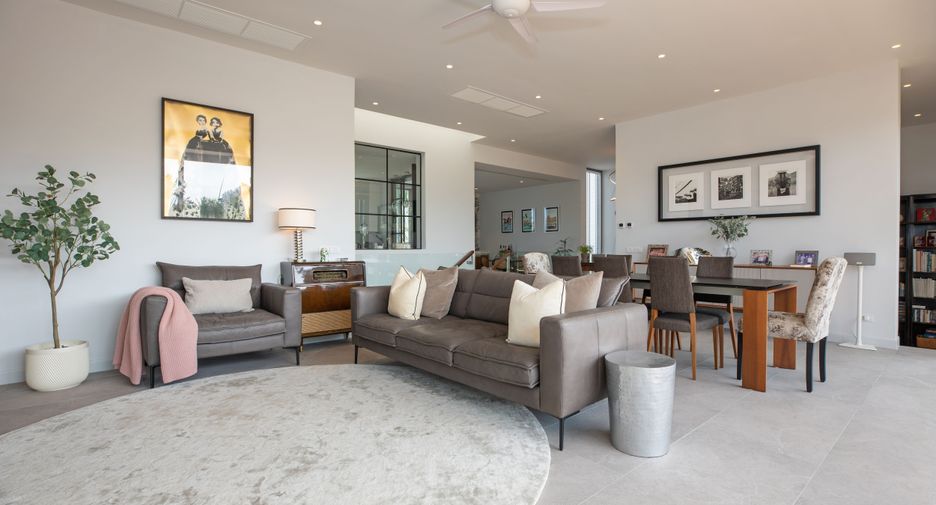 For sale 4 bedrooms condo in Thalang, Phuket
