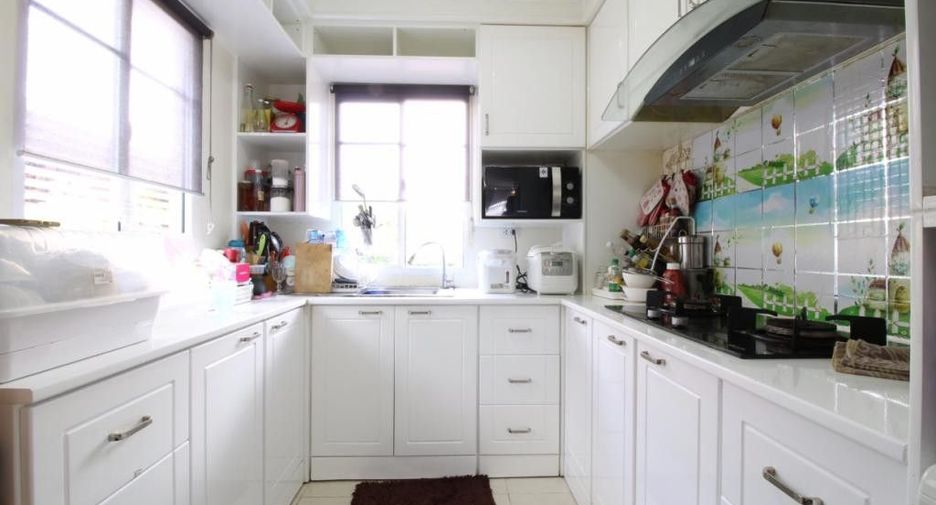 For sale 3 bedrooms house in Bang Phli, Samut Prakan