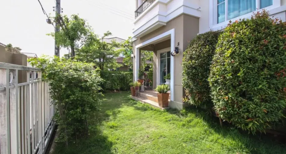 For sale 3 bedrooms house in Bang Phli, Samut Prakan
