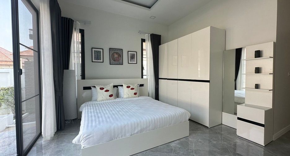 For sale 3 bedrooms villa in Cha Am, Phetchaburi