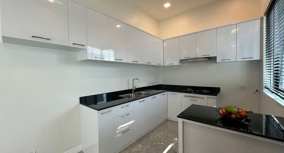 For sale 3 bedrooms villa in Cha Am, Phetchaburi