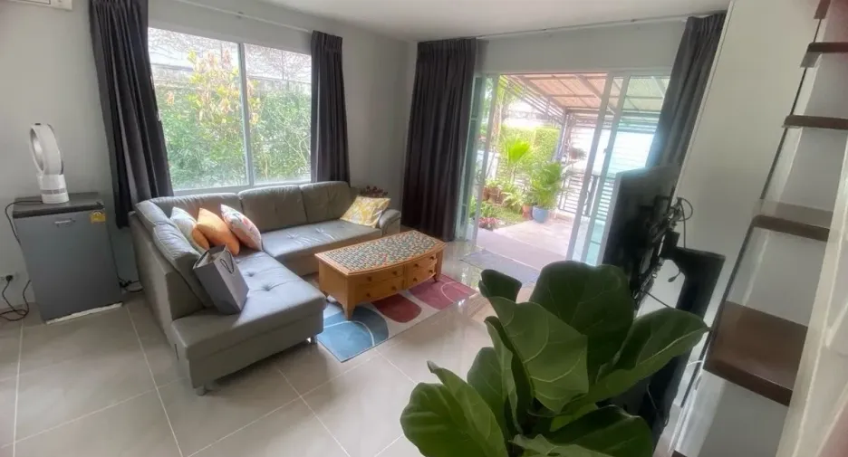 For sale 3 bedrooms house in Bang Kapi, Bangkok