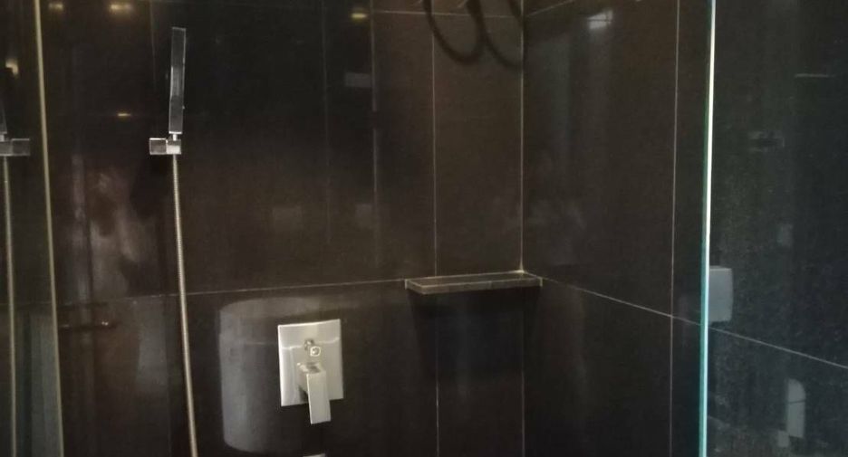 For sale and for rent studio condo in Khlong Toei, Bangkok