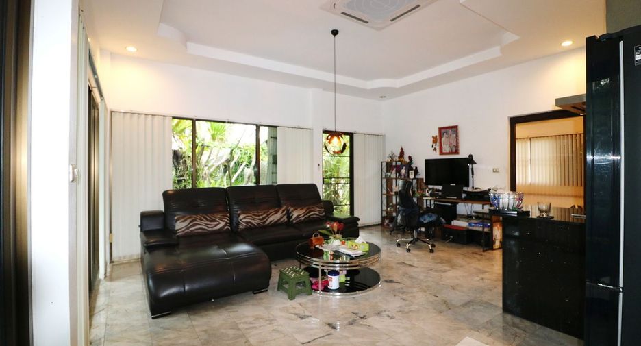 Haus zum Kauf mit 3 Zimmer in Mueang Udon Thani, Udon Thani