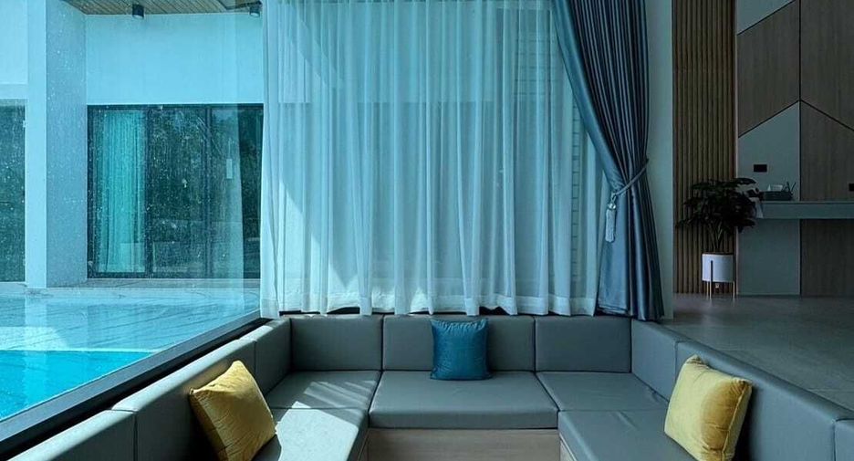 For sale 3 bedrooms villa in Mueang Phuket, Phuket