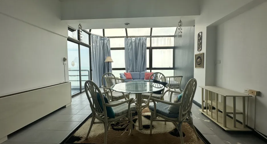 For sale 2 ベッドルーム condo in Hua Hin, Prachuap Khiri Khan