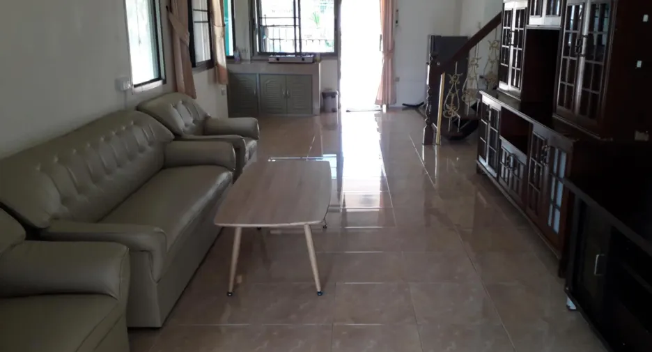 For rent 3 bedrooms villa in Bang Lamung, Chonburi