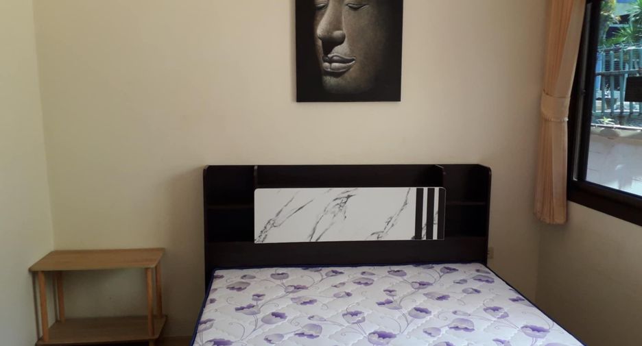 For rent 3 bedrooms villa in Bang Lamung, Chonburi
