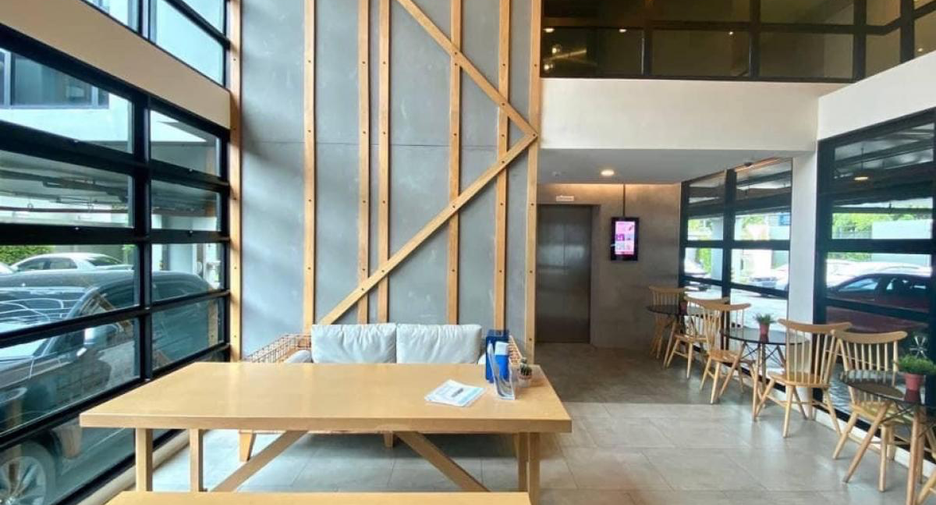 For sale 2 bedrooms condo in Bang Kapi, Bangkok