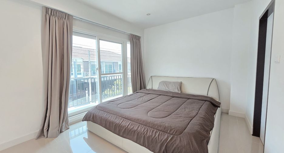For rent 3 bedrooms townhouse in Thalang, Phuket