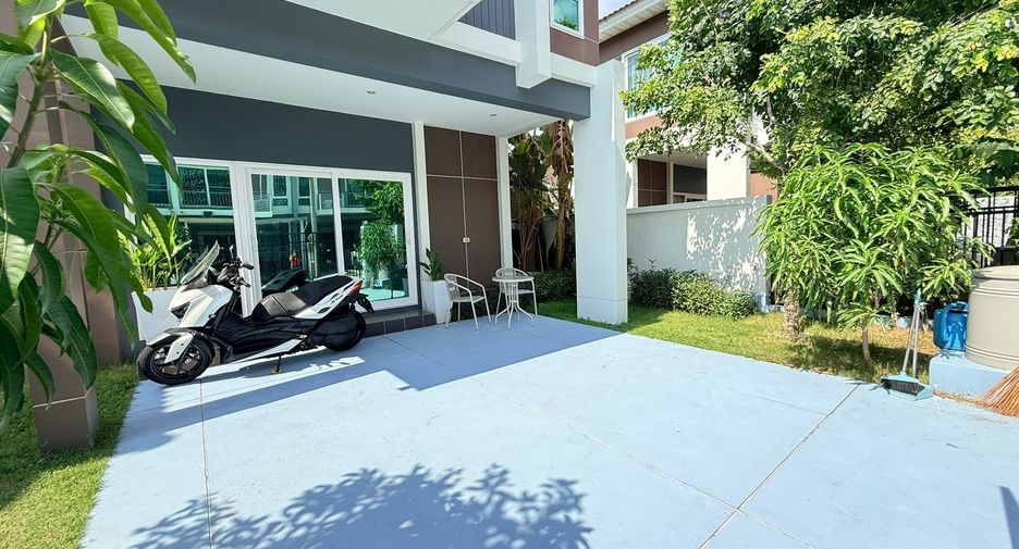 For rent 3 bedrooms townhouse in Thalang, Phuket
