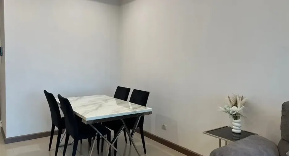 For sale and for rent 1 bed condo in Ratchathewi, Bangkok
