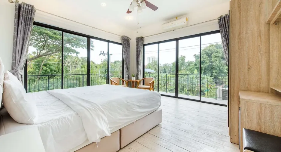 For rent 4 ベッドルーム villa in Hua Hin, Prachuap Khiri Khan