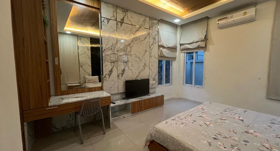 Haus zur Miete mit 3 Zimmer in Bang Lamung, Chonburi
