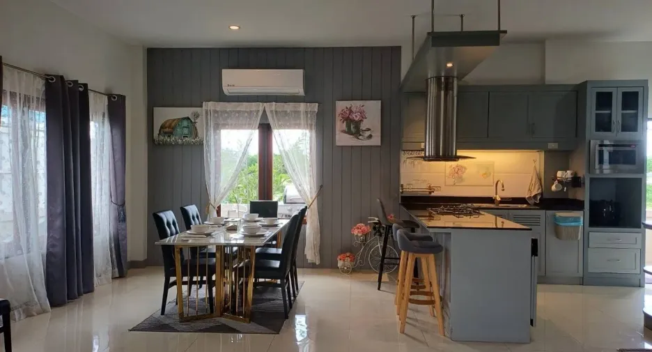 For rent 3 bedrooms villa in Hua Hin, Prachuap Khiri Khan