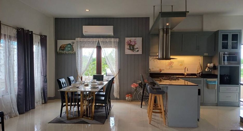 For rent 3 bedrooms villa in Hua Hin, Prachuap Khiri Khan