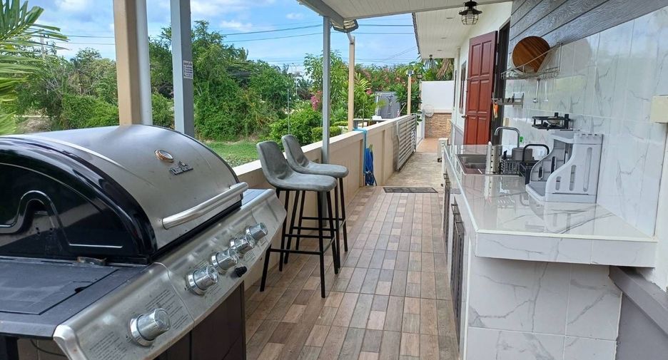 For rent 3 bedrooms villa in Hua Hin, Prachuap Khiri Khan