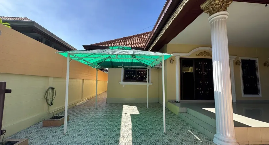 For sale and for rent 3 bedrooms house in Bang Lamung, Chonburi