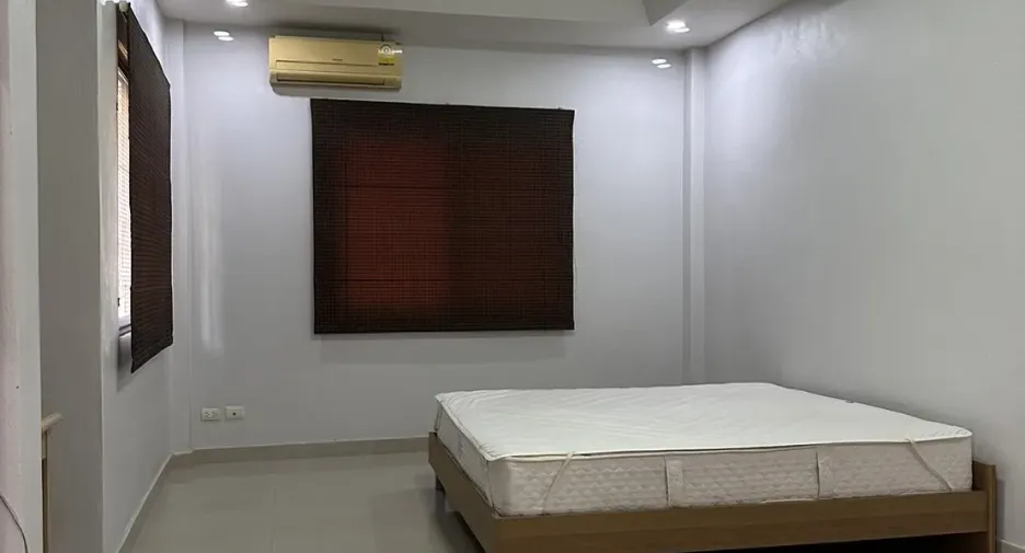 For sale and for rent 3 bedrooms house in Bang Lamung, Chonburi