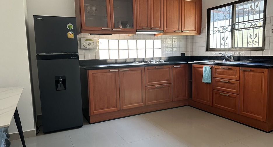 For sale and for rent 3 bedrooms house in Bang Lamung, Chonburi