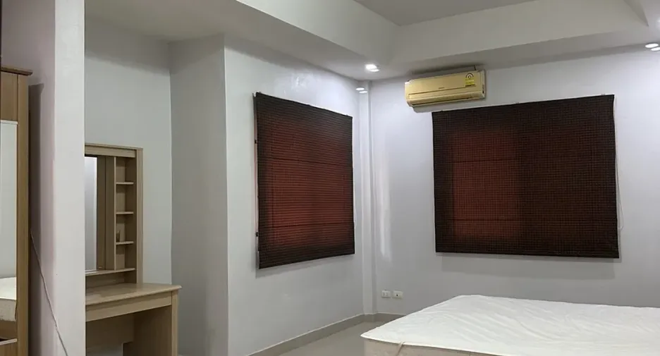 For sale and for rent 3 bedrooms house in Bang Lamung, Chonburi
