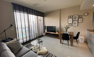 For sale 1 bed condo in Khlong Toei, Bangkok