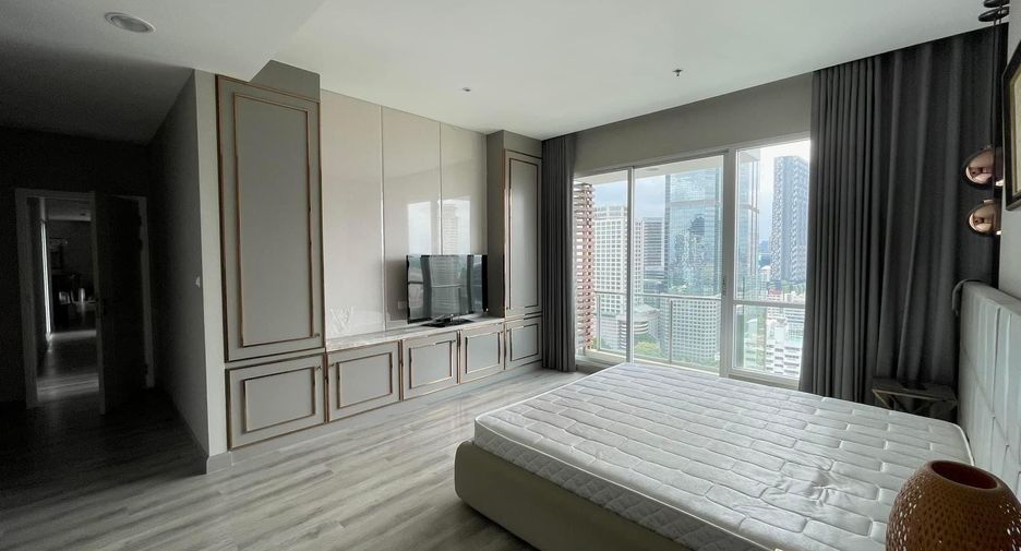 For sale 3 bedrooms condo in Sathon, Bangkok