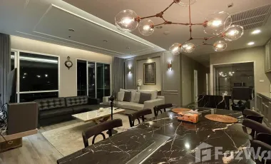 Condo en venta de 3 habitaciones en Sathon, Bangkok