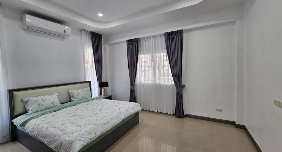 For rent 3 bedrooms house in Bang Lamung, Chonburi