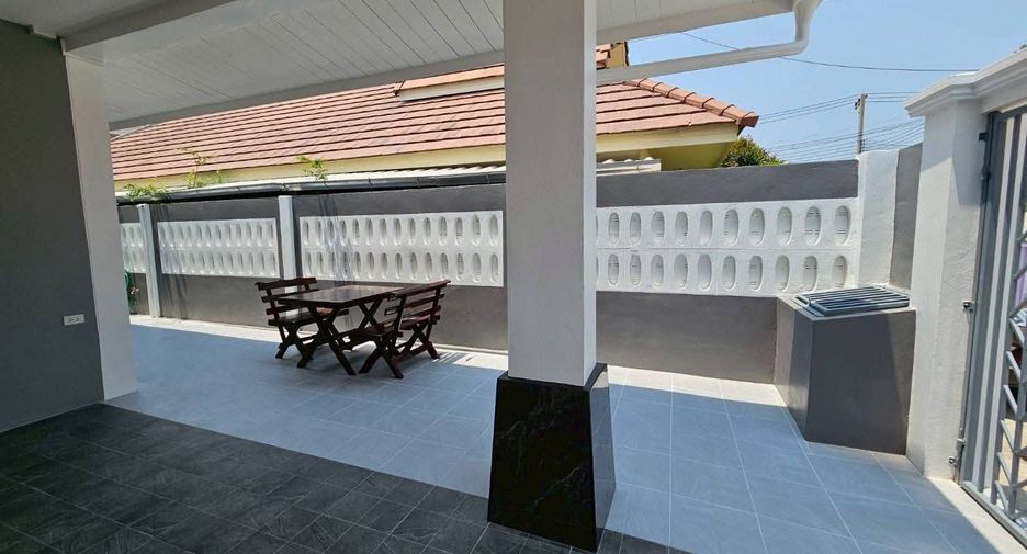 For rent 3 bedrooms house in Bang Lamung, Chonburi