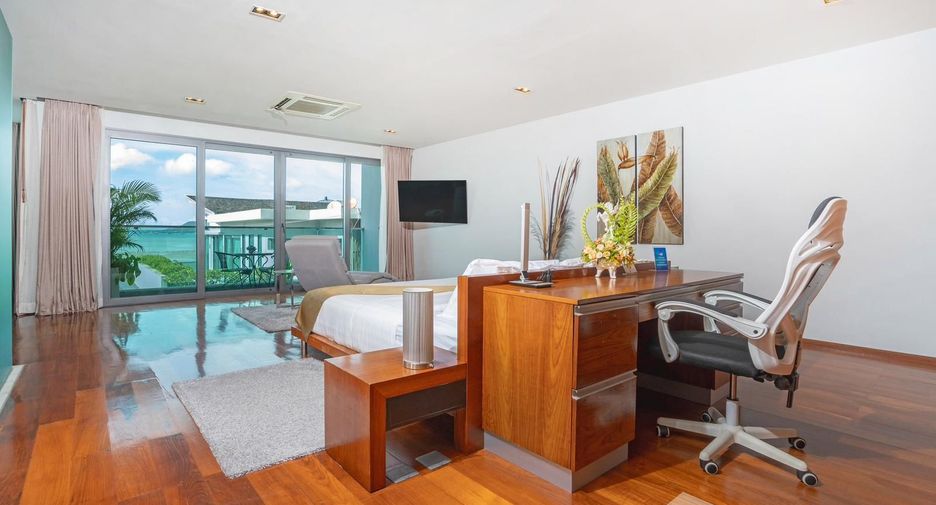 For rent 5 bedrooms villa in Mueang Phuket, Phuket