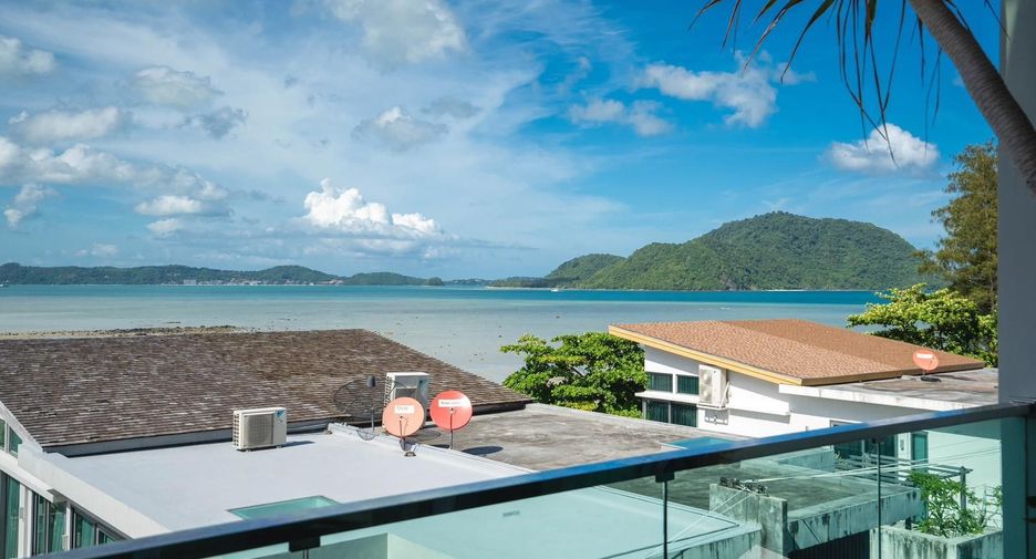 For rent 5 bedrooms villa in Mueang Phuket, Phuket