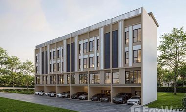 Продажа 4 спальни таунхаус в Тхон Бури, Бангкок