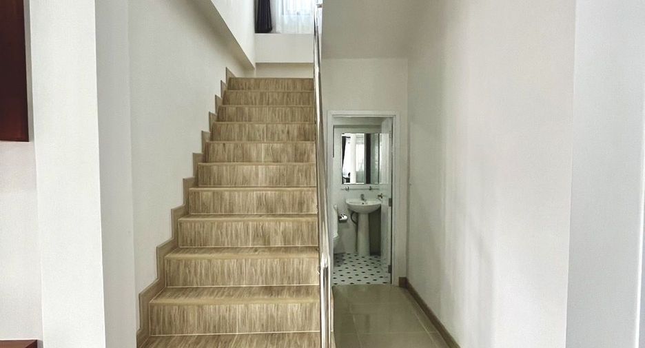For sale and for rent 3 bedrooms house in Saraphi, Chiang Mai