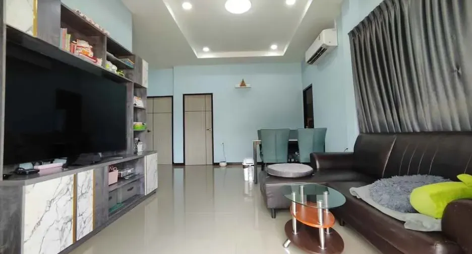 For sale 3 ベッドルーム house in Mueang Surin, Surin