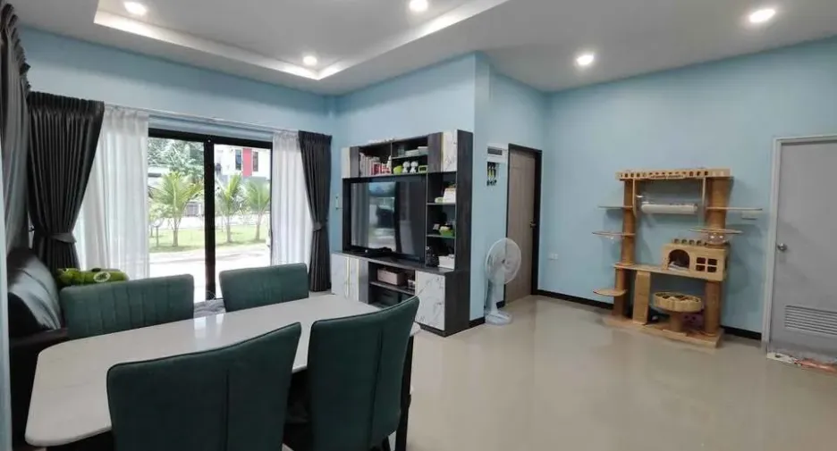 For sale 3 ベッドルーム house in Mueang Surin, Surin