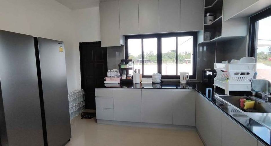Haus zum Kauf mit 3 Zimmer in Mueang Surin, Surin