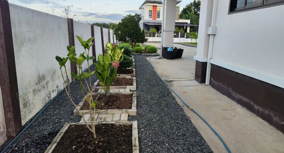 For sale 3 ベッドルーム house in Mueang Surin, Surin