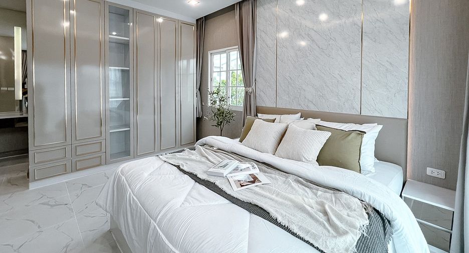 Haus zum Kauf mit 4 Zimmer in Chom Thong, Bangkok