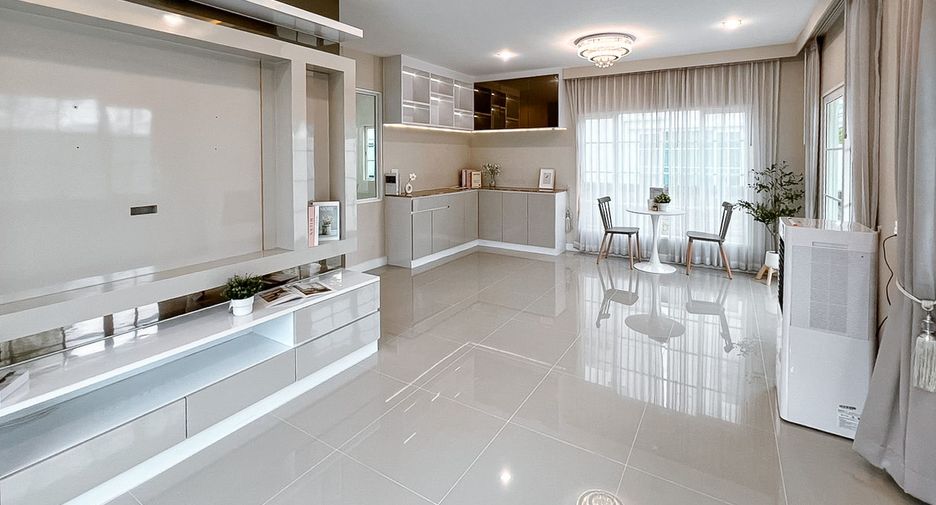 Haus zum Kauf mit 4 Zimmer in Chom Thong, Bangkok
