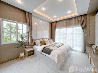 Haus zum Kauf mit 4 Zimmer in Chom Thong, Bangkok