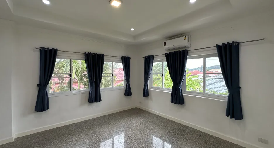Haus zum Kauf mit 5 Zimmer in Hua Hin, Prachuap Khiri Khan
