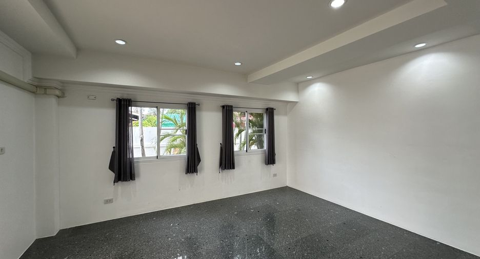Haus zum Kauf mit 5 Zimmer in Hua Hin, Prachuap Khiri Khan